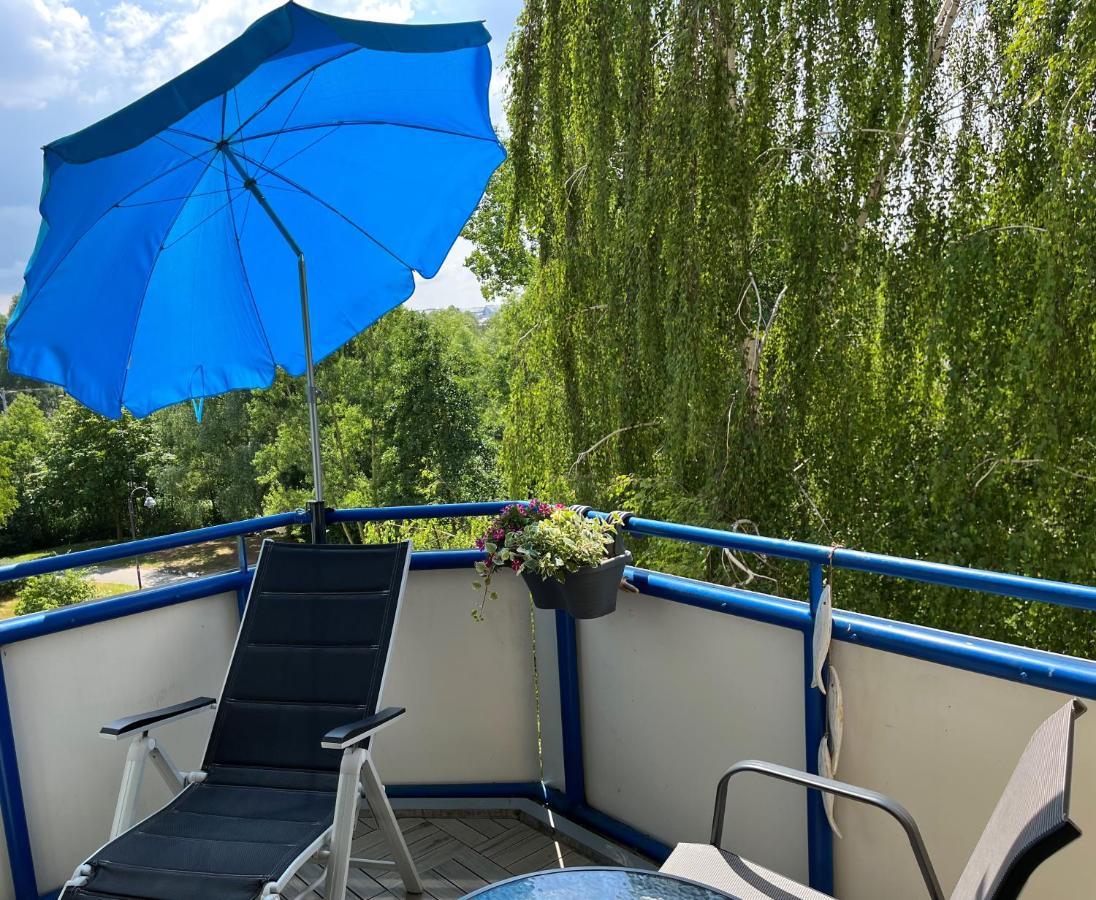 Aquamarin - Charmantes Appartement Mit Balkon Rostock Ngoại thất bức ảnh
