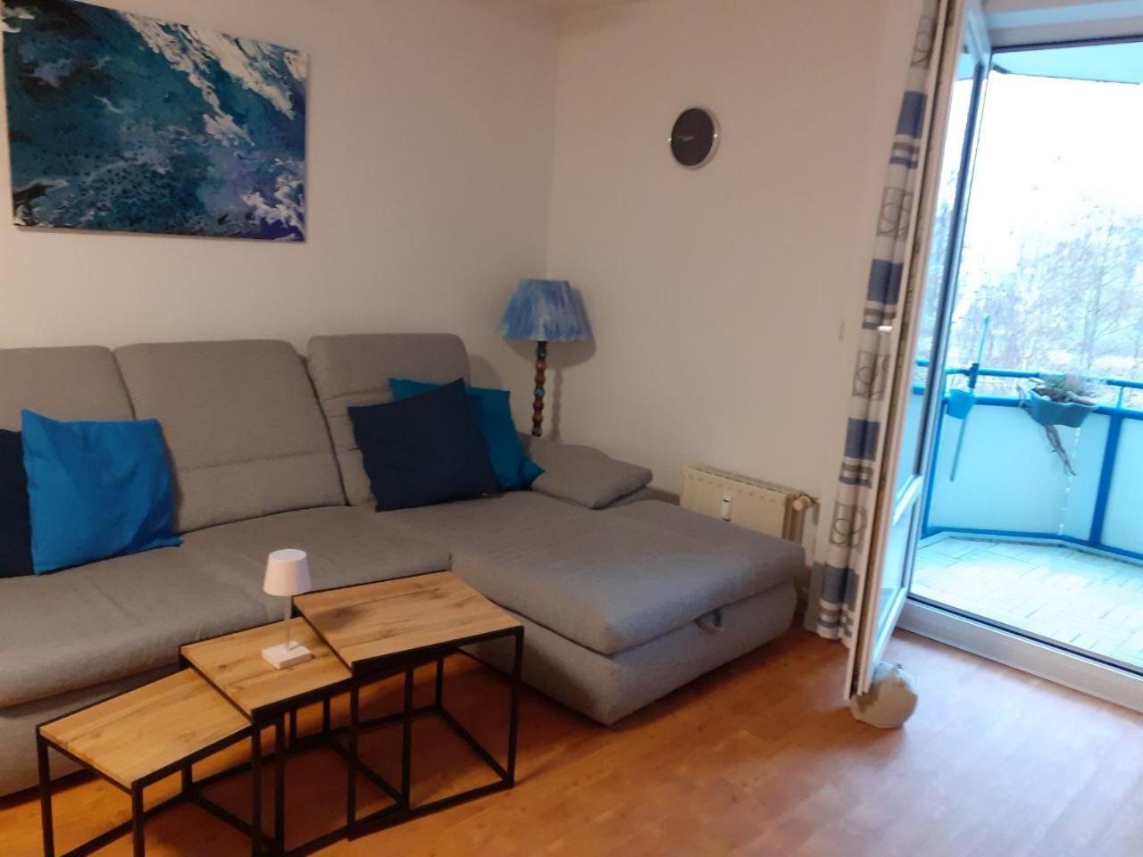 Aquamarin - Charmantes Appartement Mit Balkon Rostock Ngoại thất bức ảnh